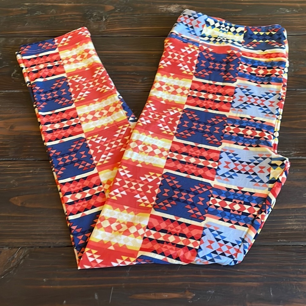 TC‎ NWOT LuLaRoe Leggings EE12 6006